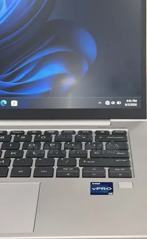 New Laptop HP ZBook Firefly 14 G10 16GB Intel Core i7 SSD 512GB