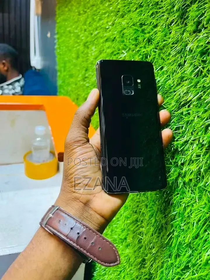 Samsung Galaxy S9 64 GB Black