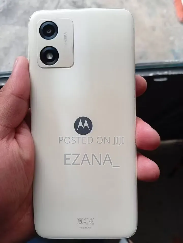 Motorola Moto E13 64 GB White