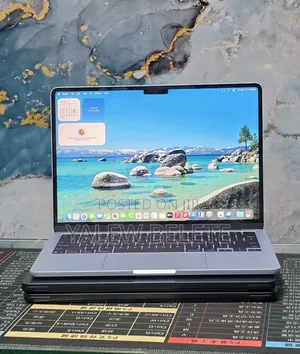 New Laptop Apple MacBook Air 2025 M4 16GB Apple M4 SSD 256GB