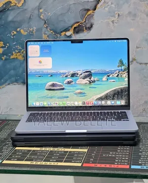 New Laptop Apple MacBook Air 2025 M4 16GB Apple M4 SSD 256GB