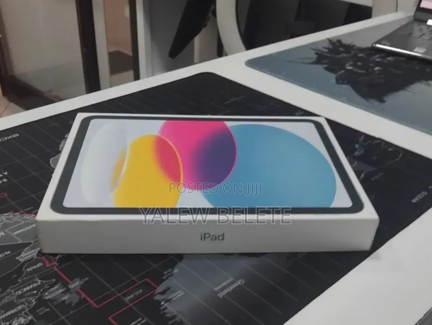 New Apple iPad (2025) 128 GB