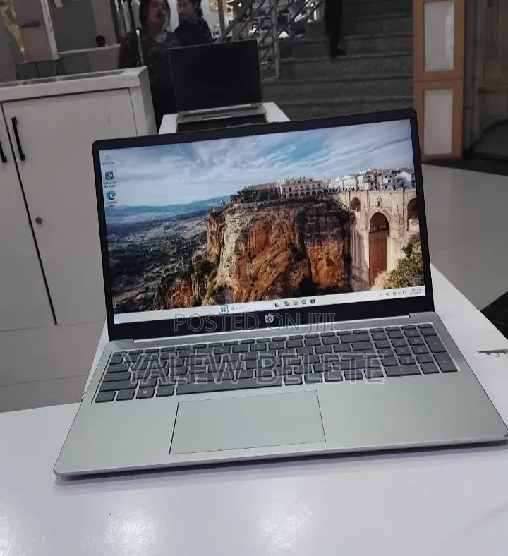 New Laptop HP Stream Notebook 16GB Intel Core i7 SSD 1T