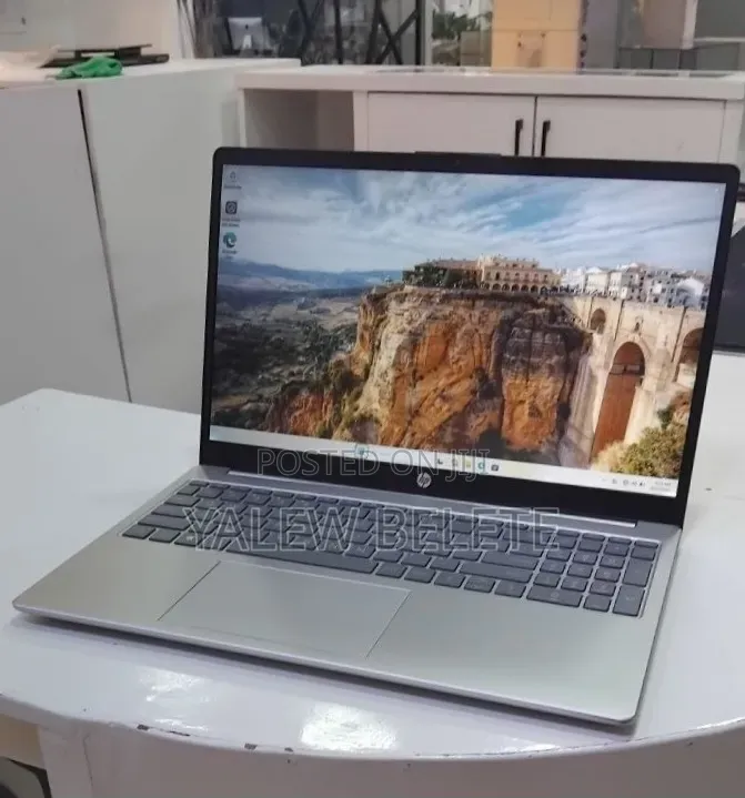 New Laptop HP Stream Notebook 16GB Intel Core i7 SSD 1T