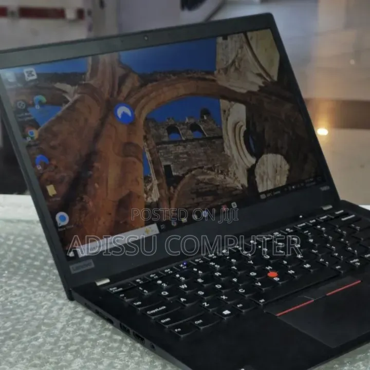 New Laptop Lenovo ThinkPad t495s 16GB AMD Ryzen 7 SSD 512GB