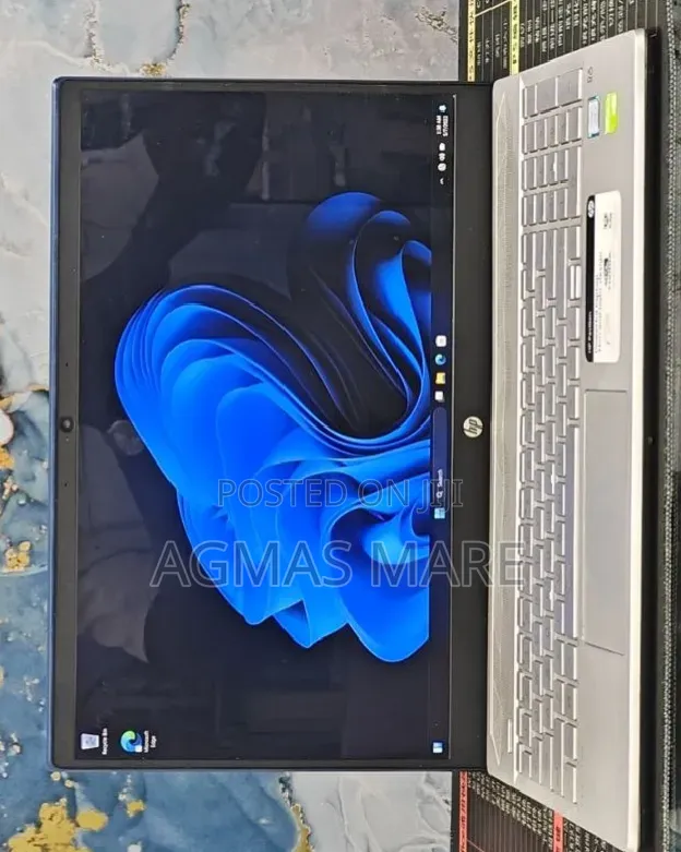 New Laptop HP Pavilion 15 8GB Intel Core i7 HDD+SSD 1T