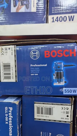 Bosch Router 550W
