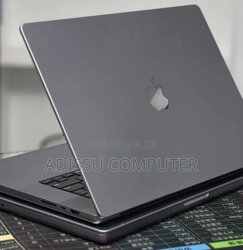 New Laptop Apple MacBook Pro 2021 M1 32GB Apple M1 Max SSD 1T