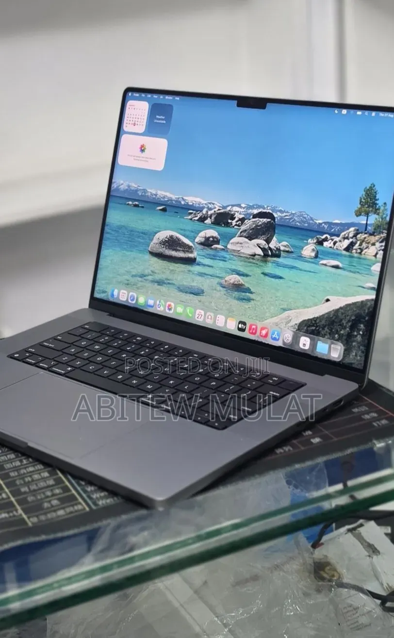 New Laptop Apple MacBook Pro 2021 M1 Max 64GB Apple M1 Max SSD 1T