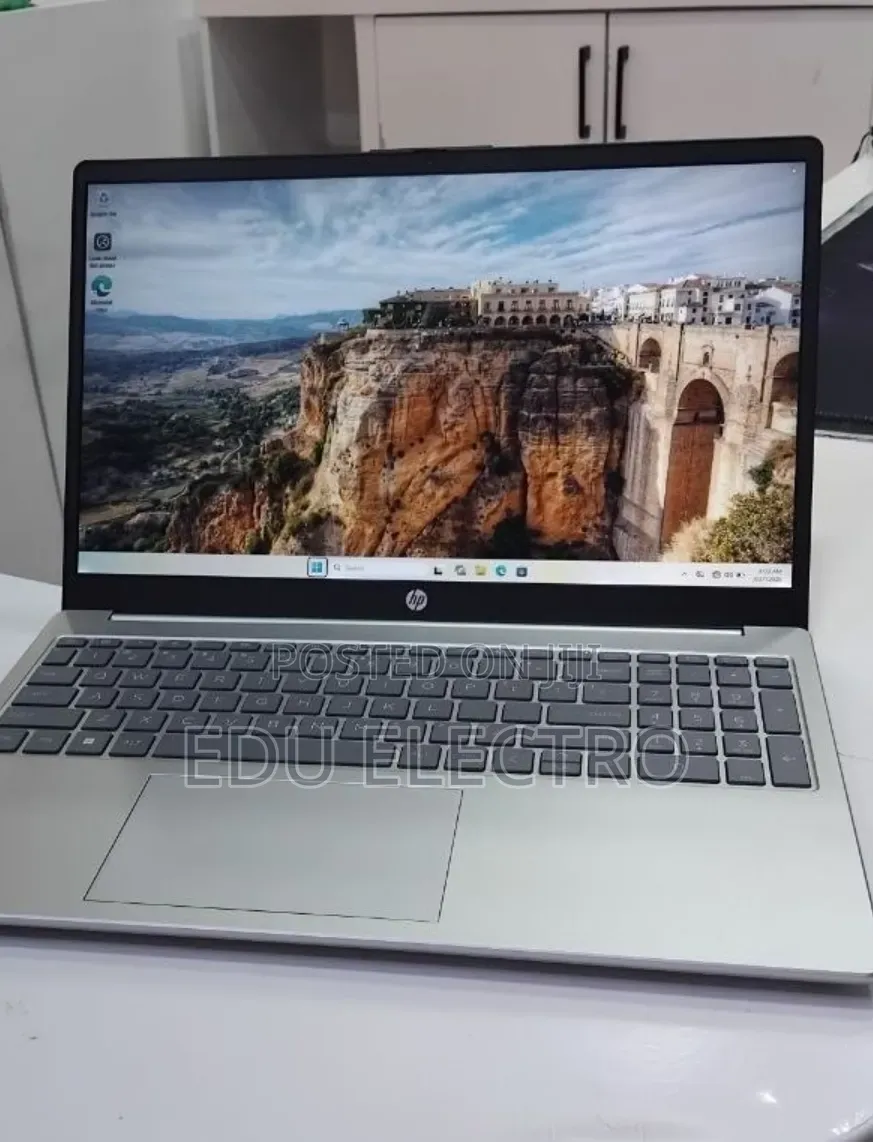 New Laptop HP Stream Notebook 16GB Intel Core i7 SSD 1T