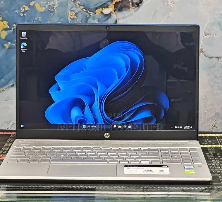 New Laptop HP Pavilion 15 16GB Intel Core i7 HDD 1T