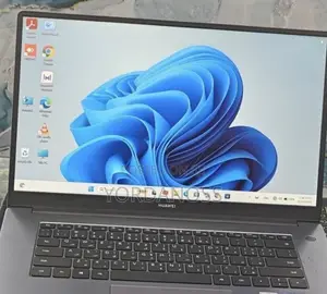 New Laptop Huawei MateBook 13 WRT-W19E 8GB Intel Core i3 SSD 256GB