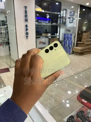 New Samsung Galaxy A24 128 GB Green