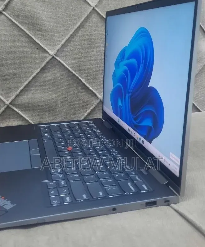 New Laptop Lenovo ThinkPad X1 Yoga 16GB Intel Core i7 SSD 512GB