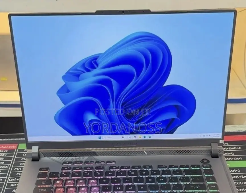 New Laptop Asus ROG Strix G16 G614 16GB Intel Core i9 SSD 1T