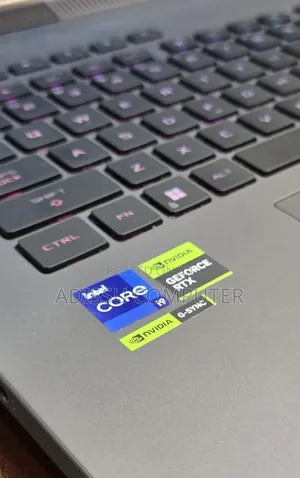 New Laptop Asus ROG Strix G18 12GB Intel Core i9 SSD 1T