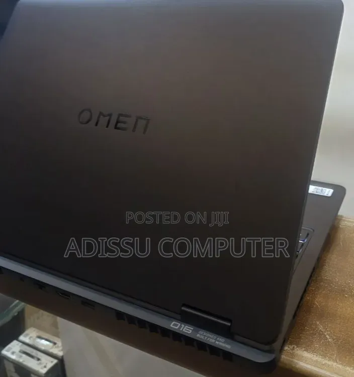 New Laptop HP Omen 16 16GB Intel Core i7 SSD 1T