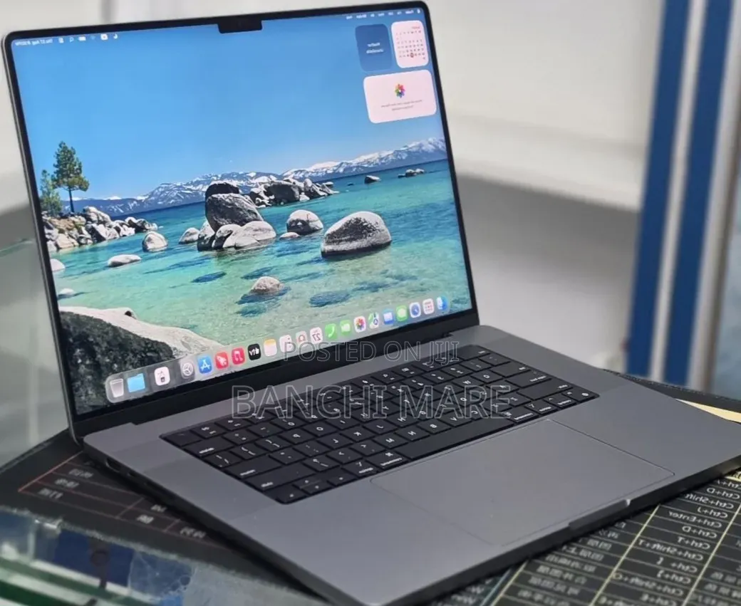 New Laptop Apple MacBook Pro 2021 M1 Max 64GB Apple M1 Max SSD 1T