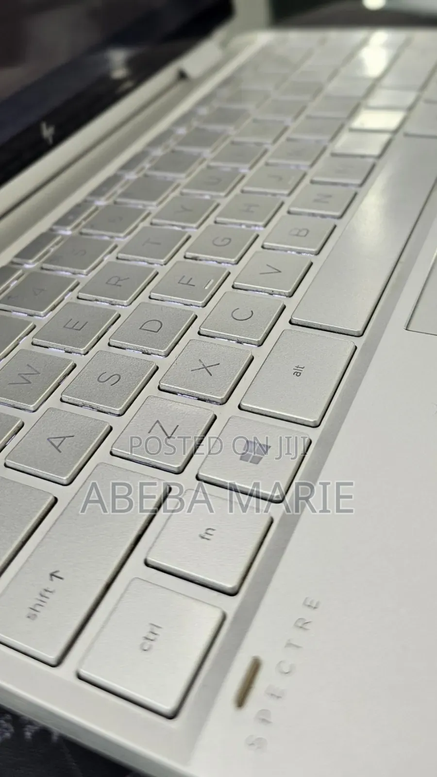 New Laptop HP Spectre X360 8GB Intel Core i7 SSD 512GB