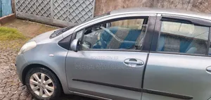 Toyota Yaris 2007 Gray