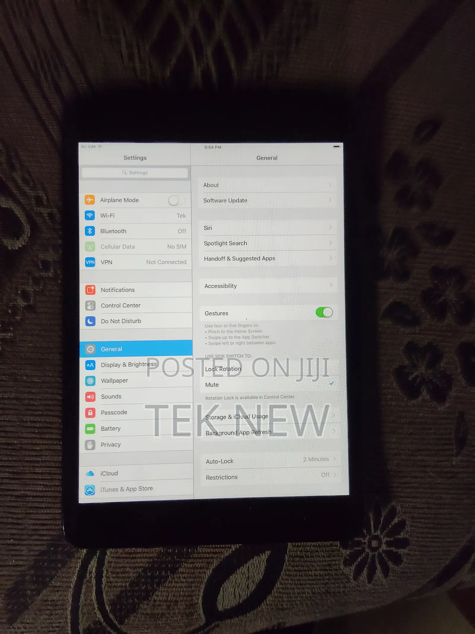 Apple iPad 9.7 16 GB Black