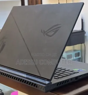 New Laptop Asus ROG Strix G18 12GB Intel Core i9 SSD 1T
