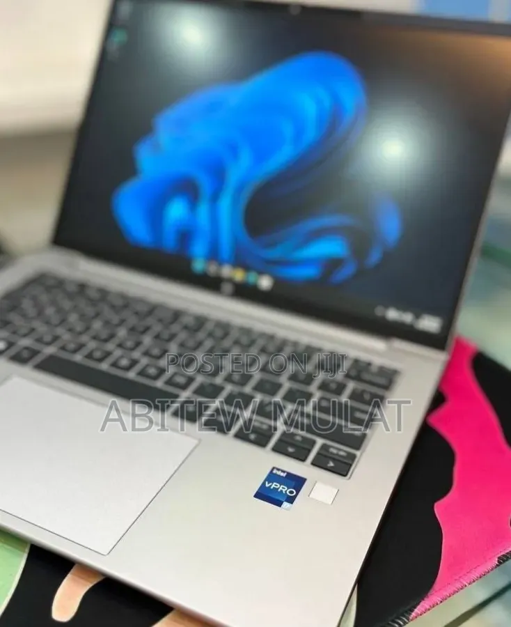New Laptop HP ZBook 14 16GB Intel Core i7 SSD 512GB