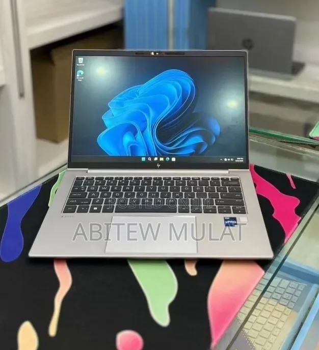 New Laptop HP ZBook 14 16GB Intel Core i7 SSD 512GB