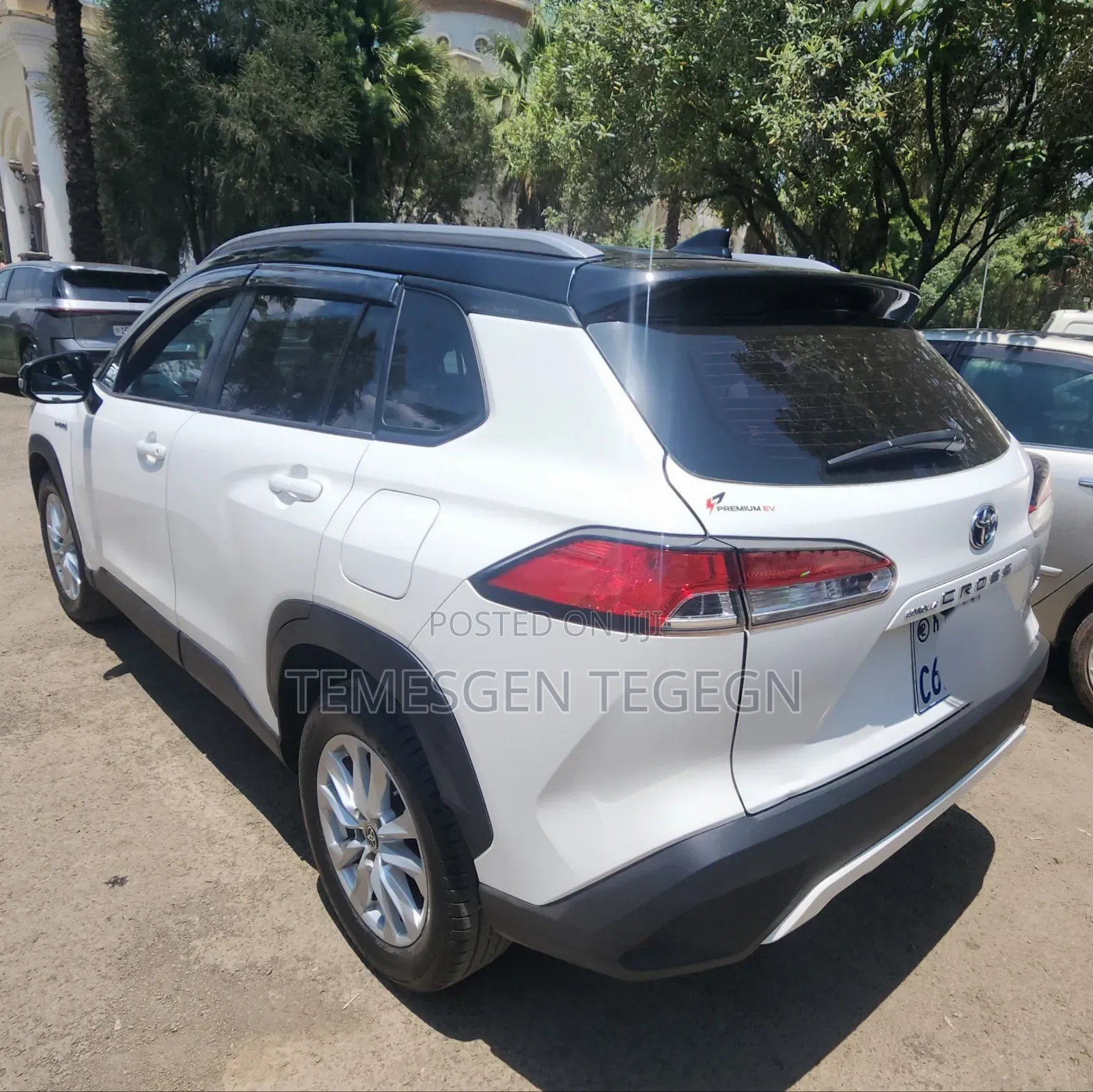 Toyota Corolla Hybrid 2024 White