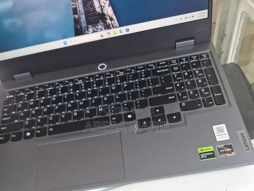 New Laptop Lenovo LOQ 15ARP9 16GB AMD Ryzen 5 SSD 512GB