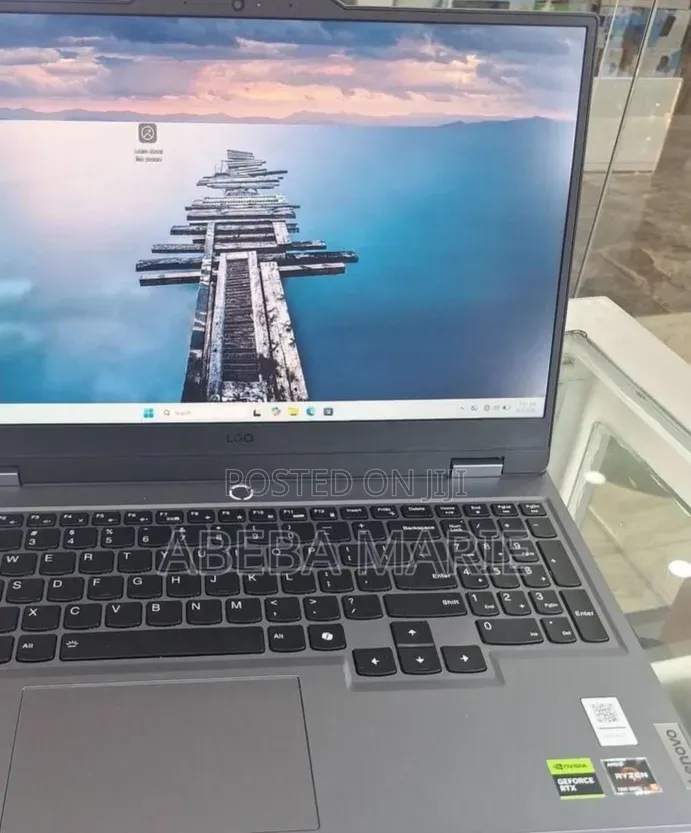 New Laptop Lenovo LOQ 15ARP9 16GB AMD Ryzen 5 SSD 512GB