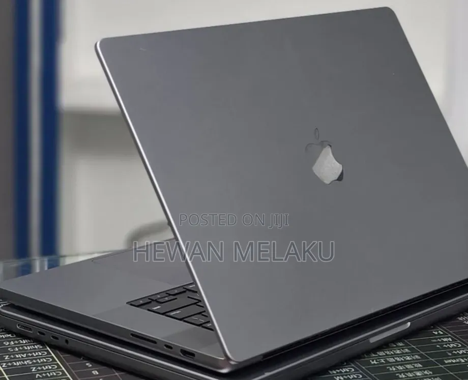 New Laptop Apple MacBook Pro 2021 M1 Max 32GB Apple M1 Max SSD 1T
