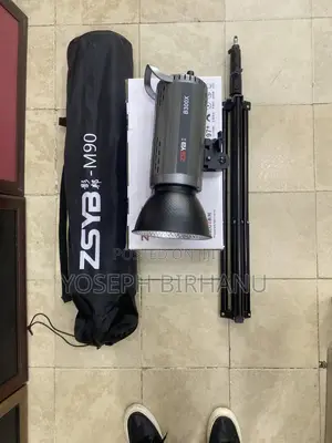 Zsyb B300x With Stand and 90cm Softbox