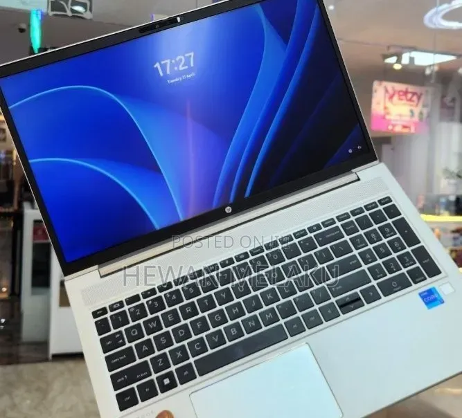 New Laptop HP 16GB Intel Core i7 SSD 512GB