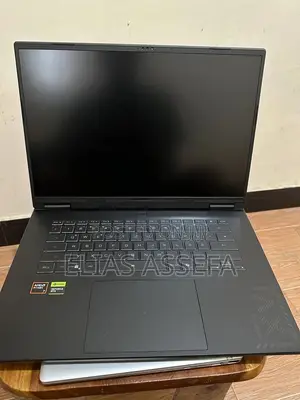 New Laptop Gigabyte GAMING A16 16GB AMD Ryzen 7 SSD 1T