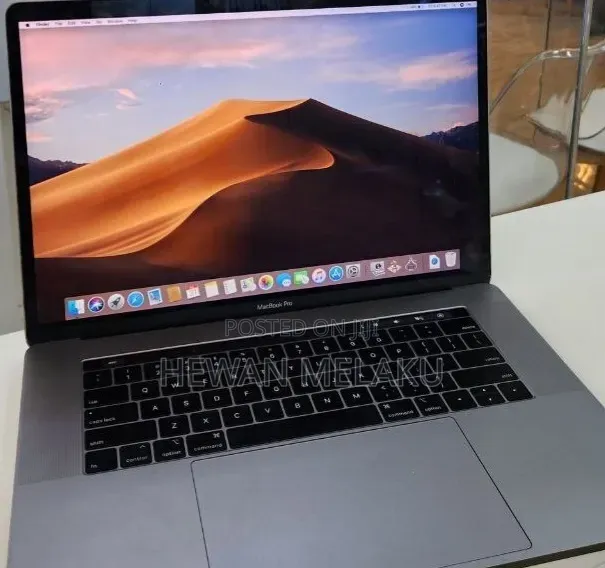 New Laptop Apple MacBook Pro 2019 32GB Intel Core i9 SSD 1T
