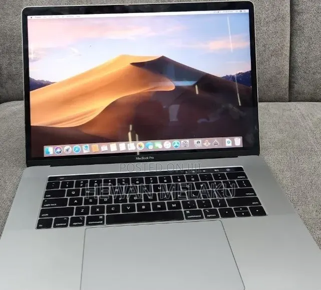 New Laptop Apple MacBook Pro 2019 32GB Intel Core i9 SSD 1T