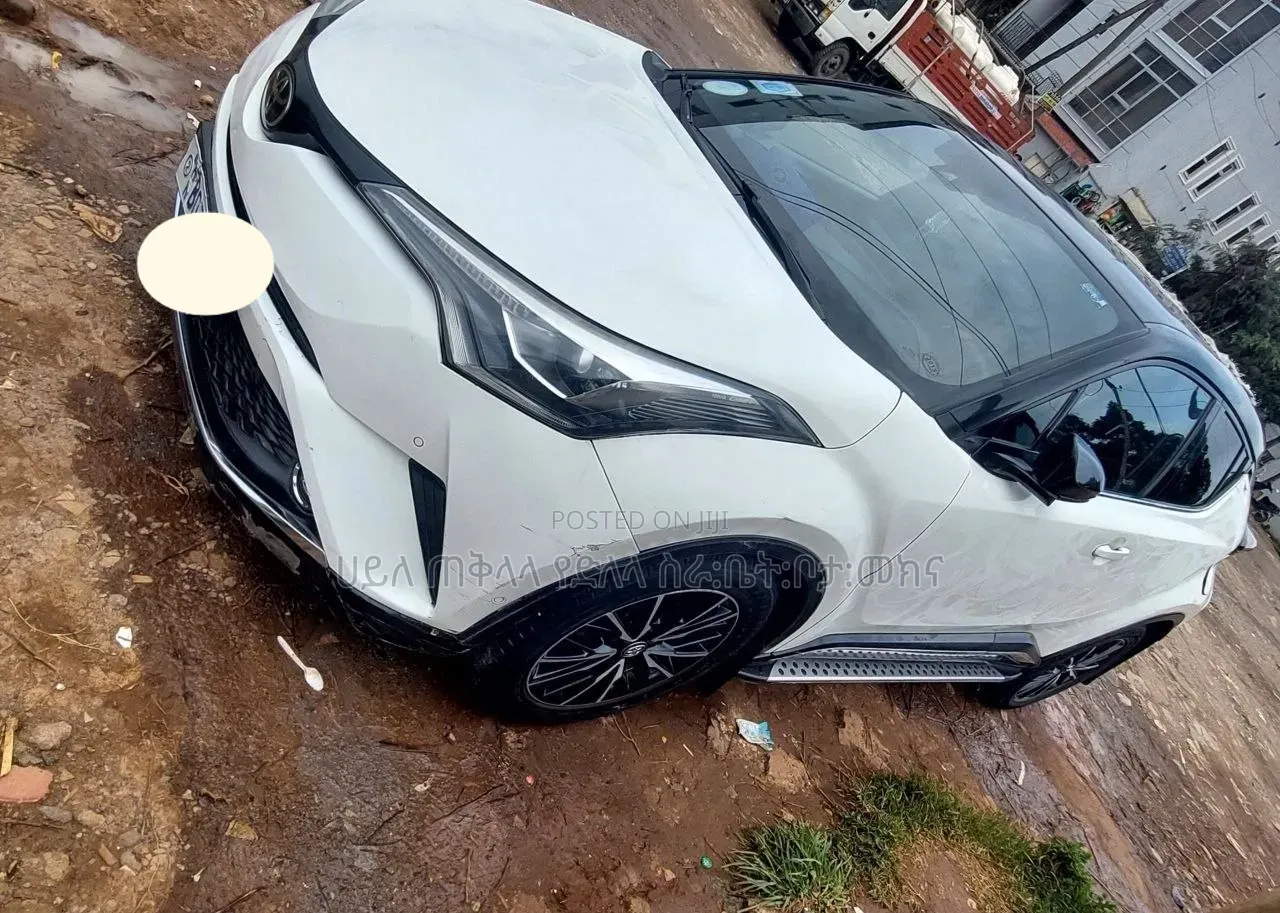 Toyota C-HR 2017 White