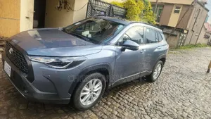 Toyota Corolla Cross 2024 Gray