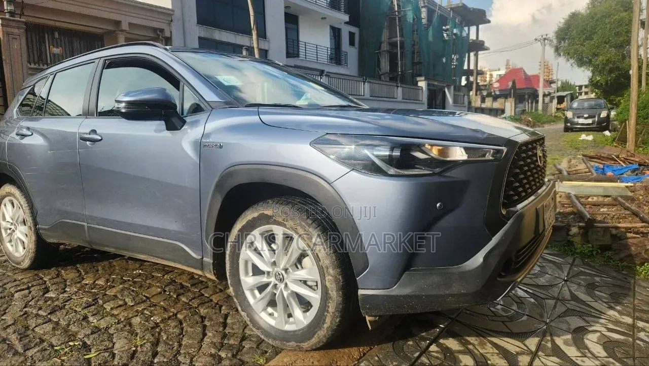Toyota Corolla Cross 2024 Gray