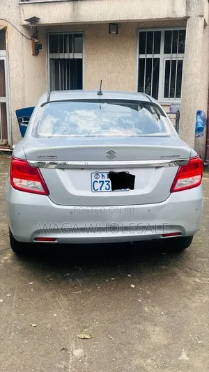 Suzuki Dzire 2024 Silver