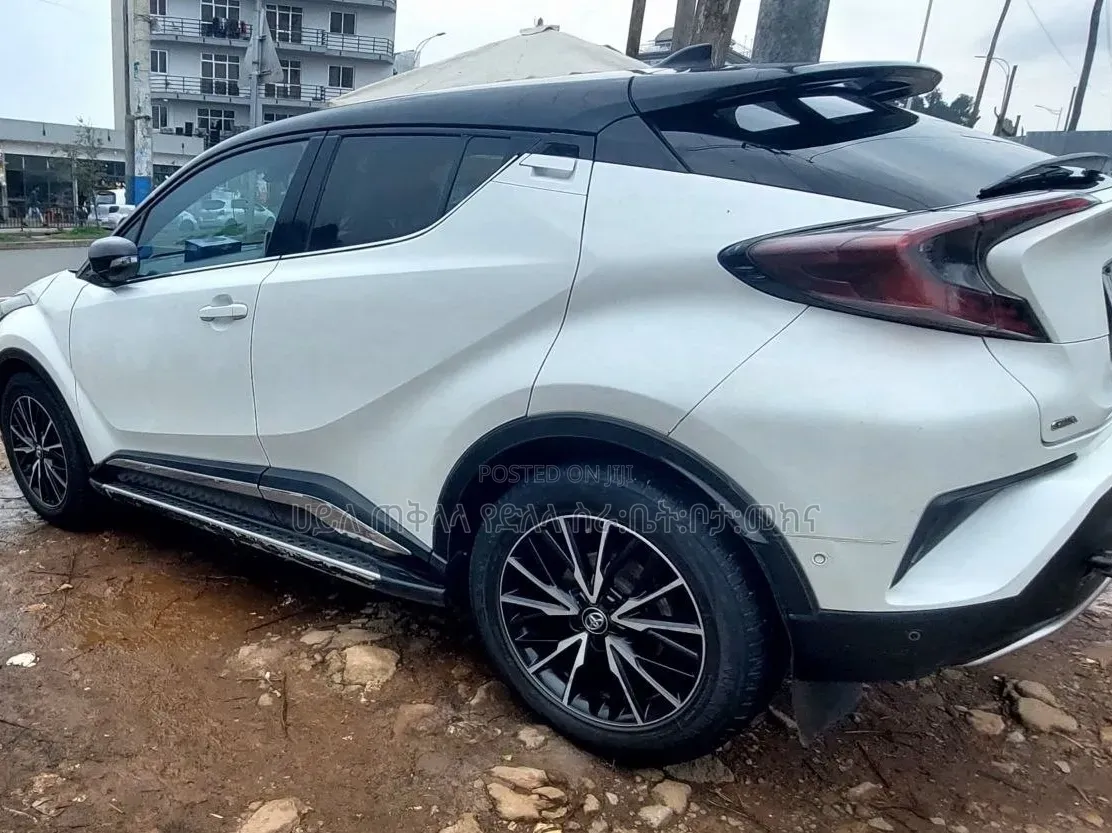 Toyota C-HR 2017 White
