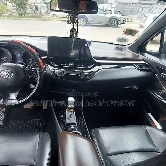 Toyota C-HR 2017 White