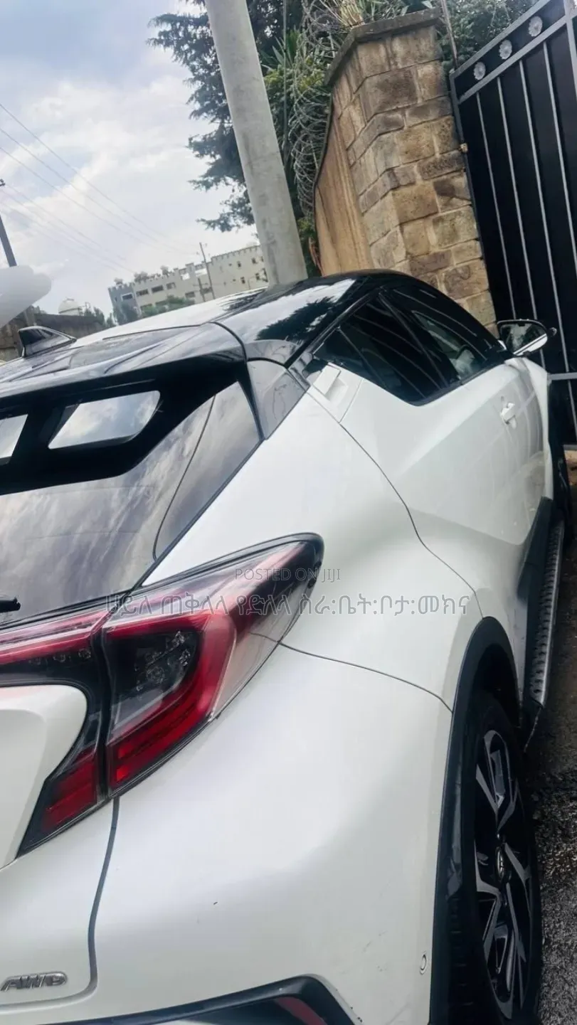 Toyota C-HR 2017 White