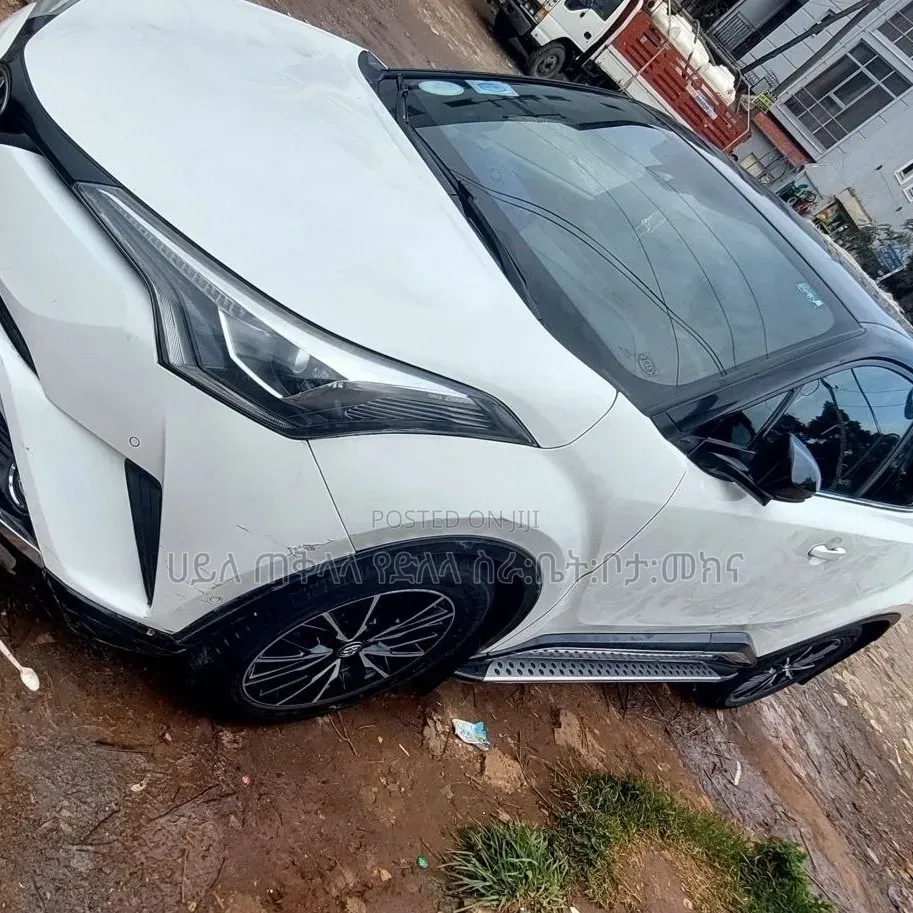 Toyota C-HR 2017 White