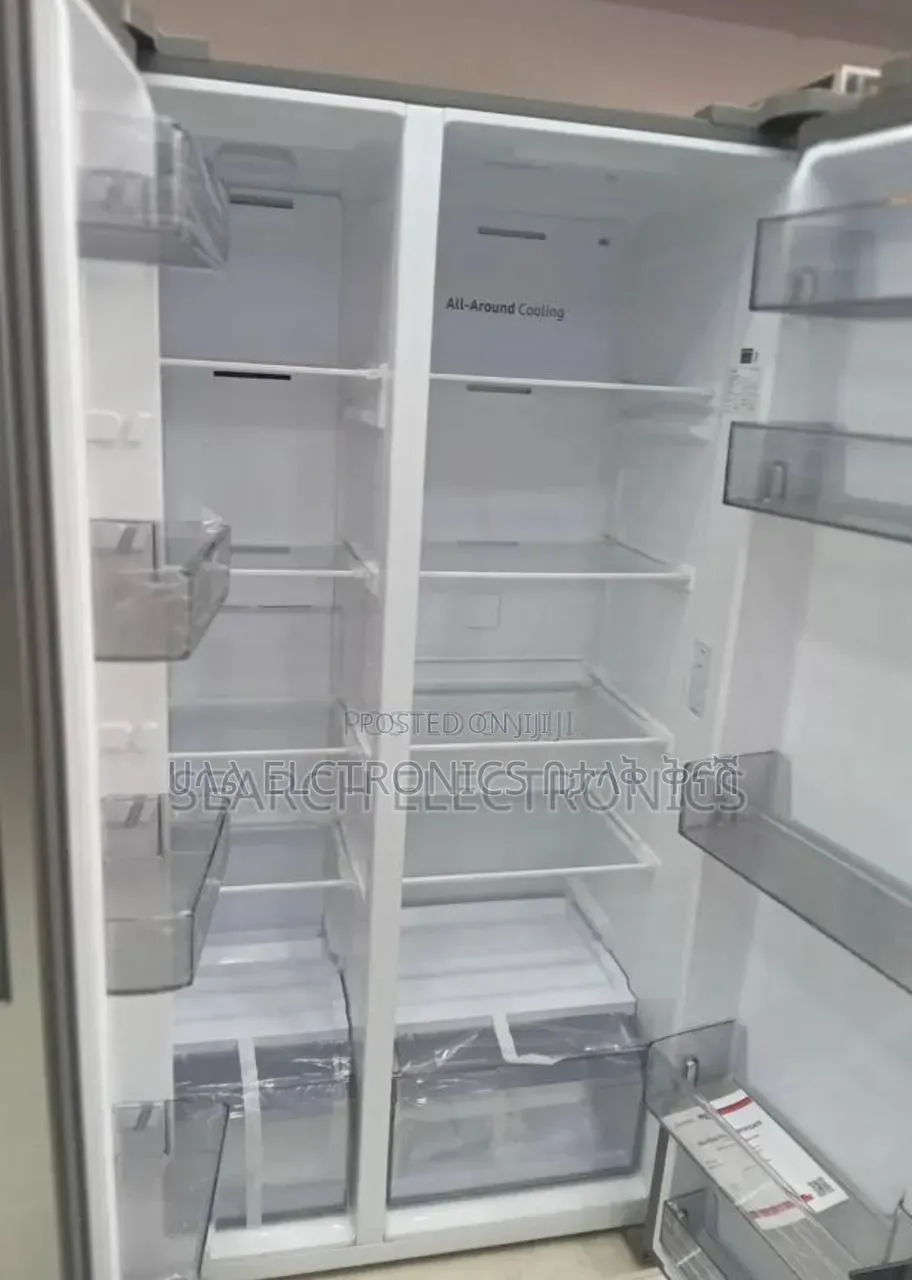 BOSS 710 Liter Refrigerator