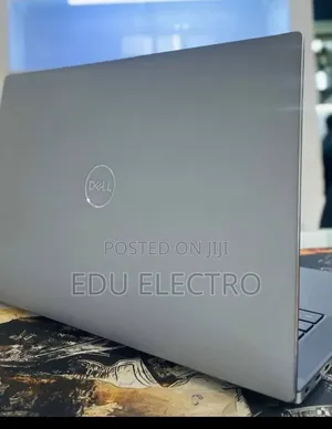New Laptop Dell Precision 5540 16GB Intel Core i7 SSD 512GB