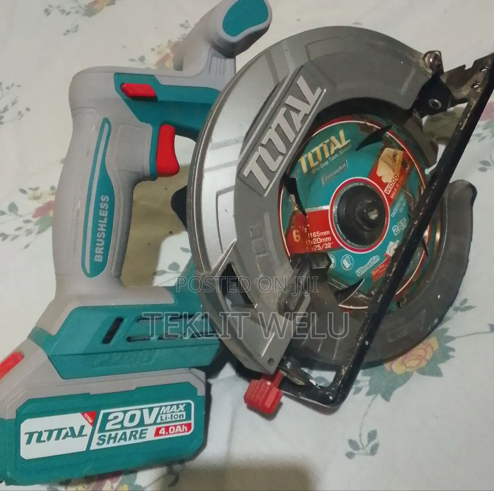 Cordless Saw