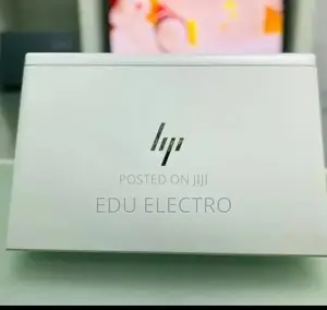 New Laptop HP EliteBook 830 G8 16GB Intel Core i5 SSD 512GB