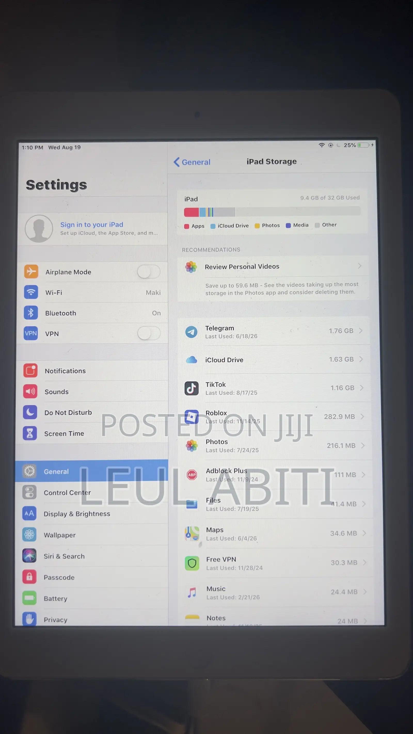 Apple iPad Air 32 GB Gray